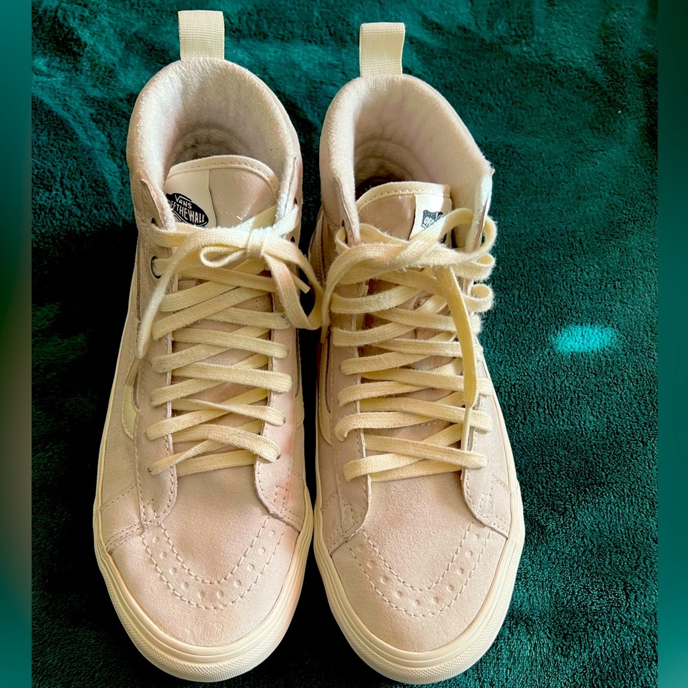 Vans Sk8-Hi MTE-1 Skate Shoe - Off White - Men's 7.5 and Women's 9